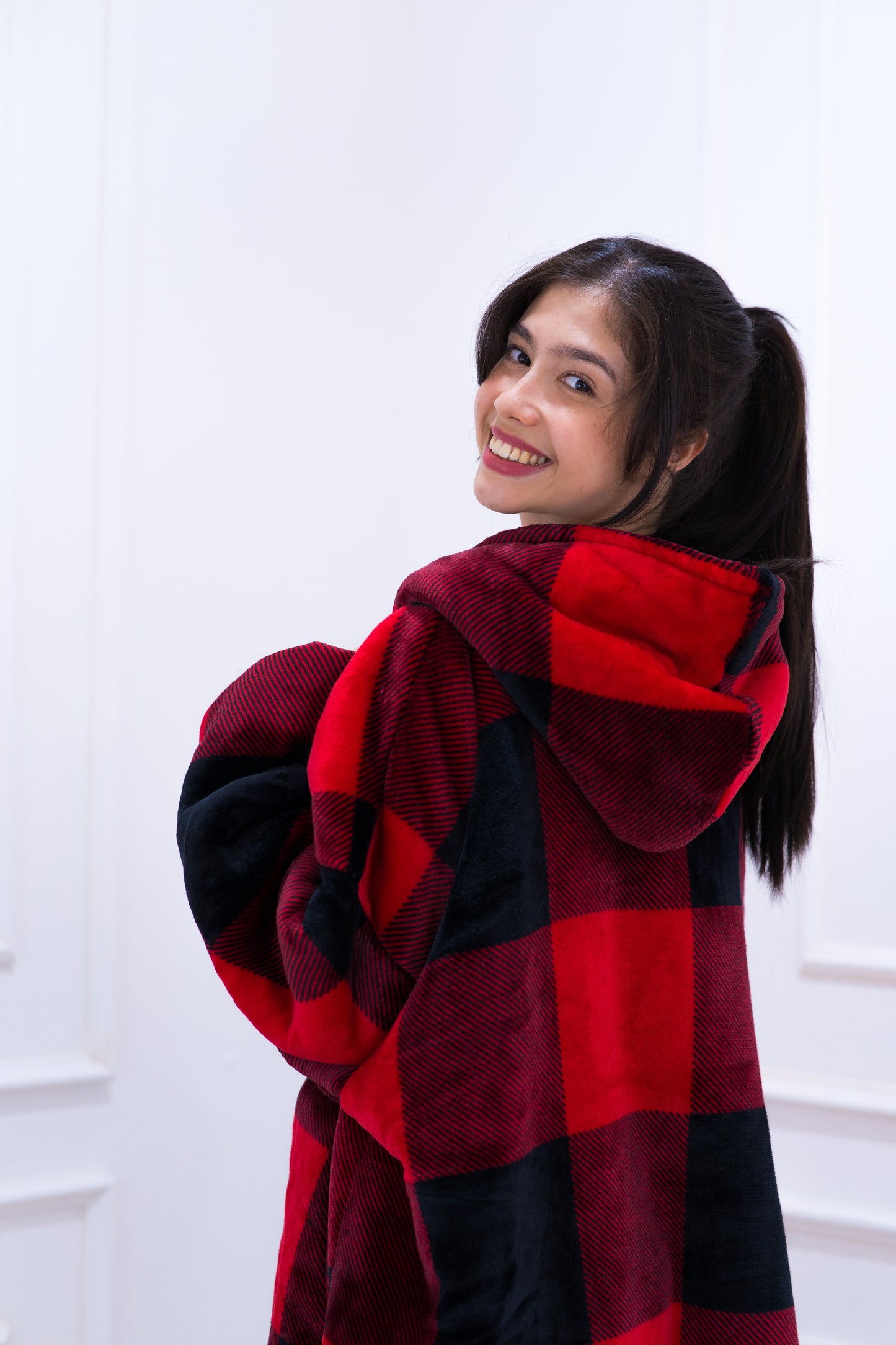 Black & Red Plaid Wearable Blanket for Adults